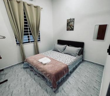 Kampung Tanjung Mas House | Homestay CikguMa 4 - Wi-Fi