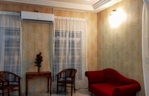 Kota Tinggi District House | Homestay Hajah Rosnah