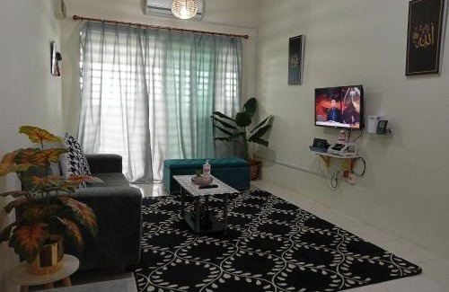 Durian Sebatang House | Homestay Kak Ninie