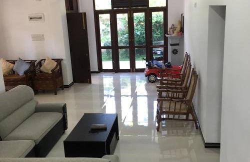 Seeduwa - Katunayake Apartment | Homestay