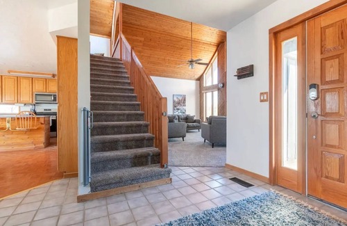 Dammeron Valley Cabin | Homestead Cabin/Housen15-20 minutes North of St.George by Snow Canyon State Park