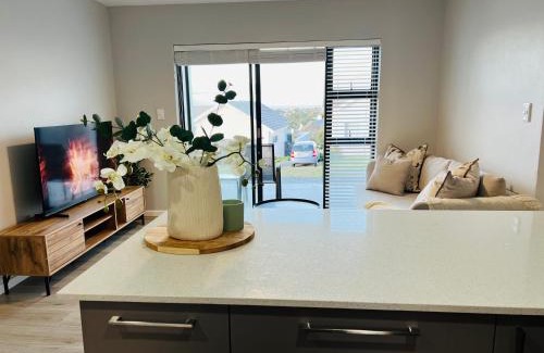 Saint Francis Bay Apartment | Homestead View