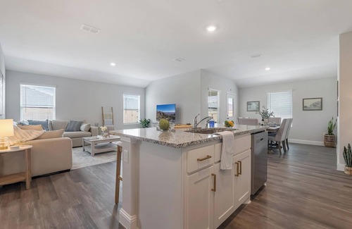 Abilene House | Hometown Haven: Stylish Luxe Retreat in the heart of Abilene!