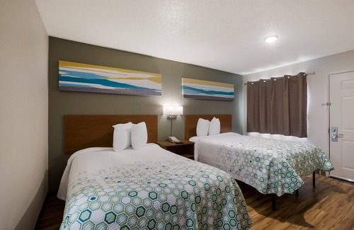 Covington Hotel | HomeTowne Studios by Red Roof Covington, GA