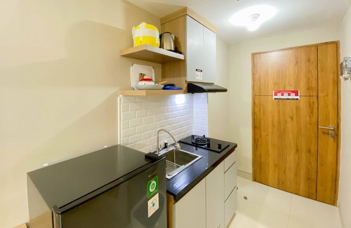 Duren Sawit Apartment | Homey and Well Furnished Studio LRT City Jatibening Apartment