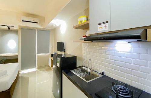Duren Sawit Apartment | Homey and Well Furnished Studio LRT City Jatibening Apartment