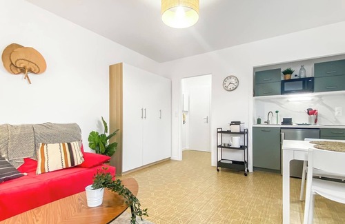 Annemasse Apartment | Homey Away - Downtown/Transportation to Geneva