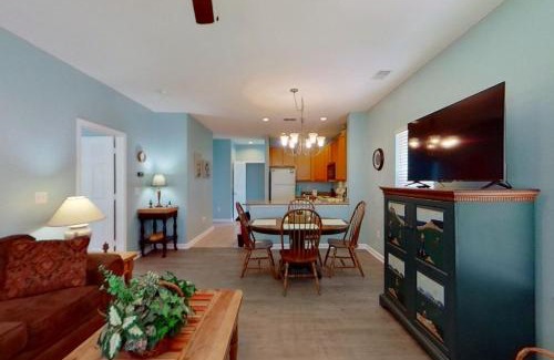 Red Hill Apartment | Homey Beach Hideaway