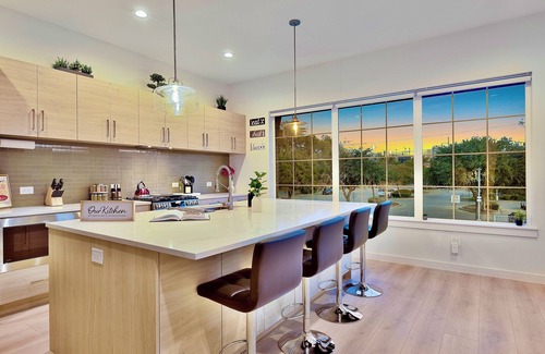 Dallas House | Homey Dallas Downtown Getaway w/Games+Arcades+Gym