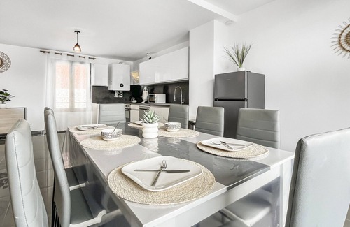 Annemasse Apartment | Homey Luxury - Near downtown, transport, Geneva