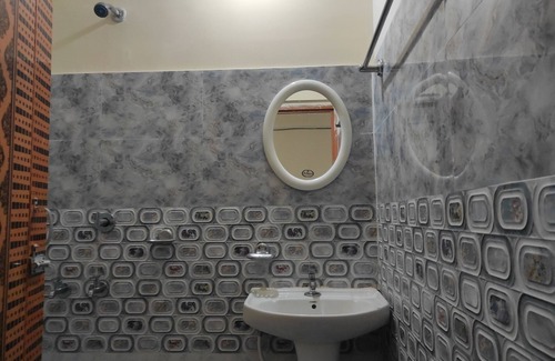 Golaghat Hotel | Homocation Swagat Homestay