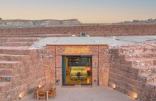 Delta Bed & Breakfast | Honey Rock Landing