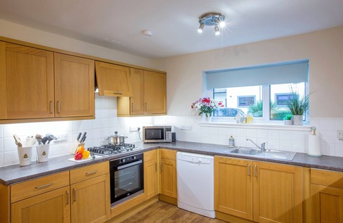 Penrith Cottage | HONEYBEE COTTAGE, family friendly, with pool in Penruddock