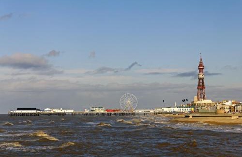 Candlewick House | Honeybee Cottage