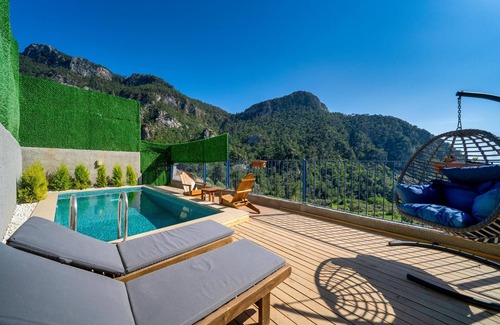 Faralya House | Honeymoon Bungalow with Private Pool and Sea View