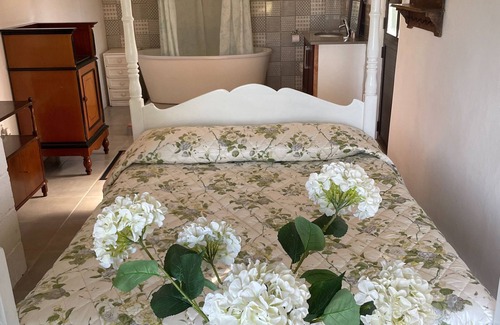 Grabouw House | Honeymoon Stay at The James Family Farm