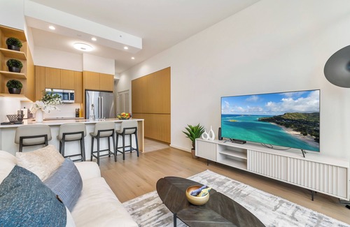 Ala Moana House | Honolulu Luxury Condo w/Resort Amenities & Private Courtyard Access