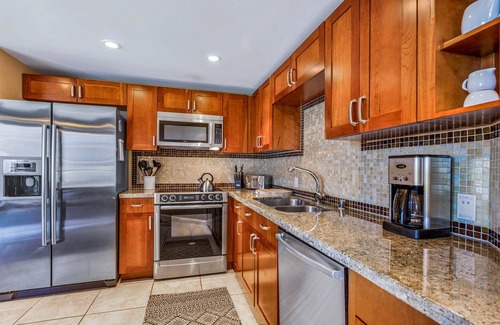 Honokowai Condo | Honua Kai Resort-Pools-Spacious Oceanview Studio-5 star-Rest and Recharge