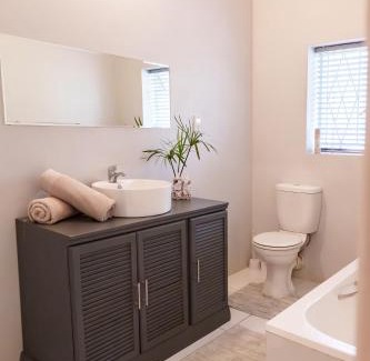 Wolseley Apartment | Hoogwater Garden Cottage