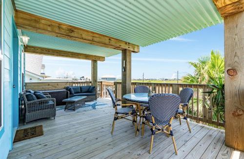 Surfside Beach House | Hook Line & Sunshine - Fisherman's Paradise