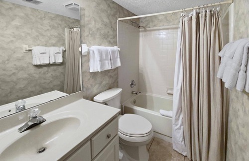 Sandestin Villa | Hook, Wine & Sinker: 2 BR, 3 BA Villa in Miramar Beach, Sleeps 6