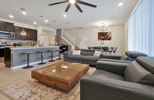 Tuscan Hills House | Hooleiia Hale 5 bedroom Townhome with Heated Pool & Grill included Near Disney