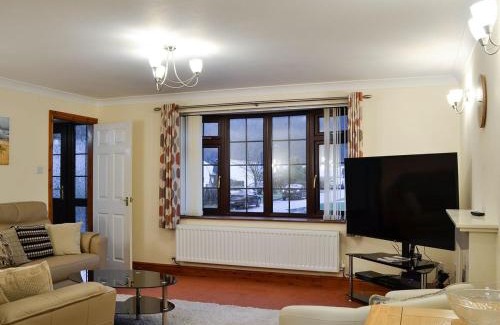 Tywyn House | Hoot House