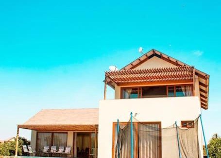 Ica Villa | HOP FIJI exclusiva laguna y playa en Chincha