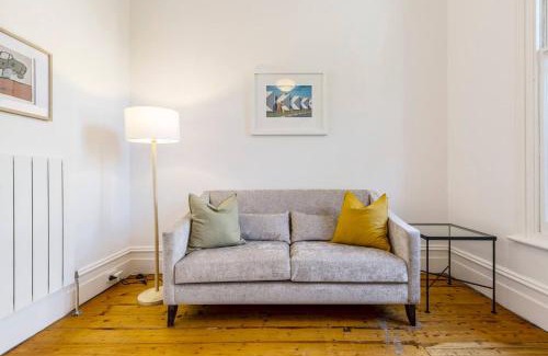 Fitzroy Apartment | Hope House - True Victorian meets Urban Living