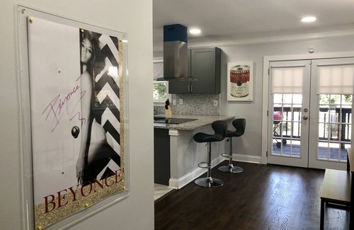 Washington Park House | Hope Star House! Sleeps 12! Designer everything!
