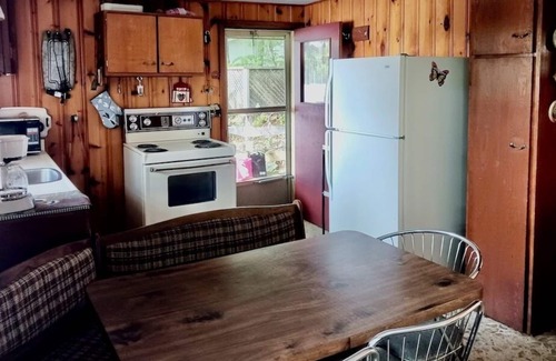 Bobcaygeon Cottage | Horizon Cottage on Little Bald Lake