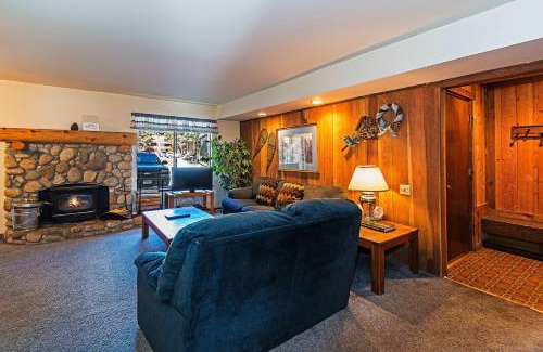 Mammoth Lakes House | Horizons 4 - Pool & Hot Tub Access
