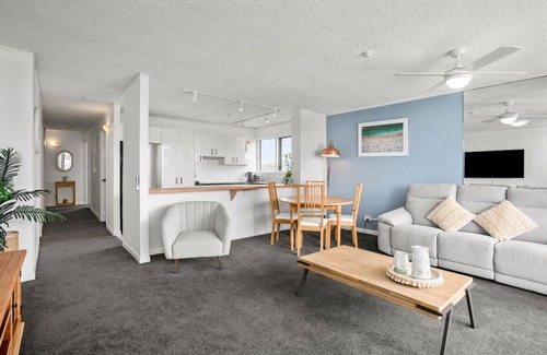 Burleigh Heads Apartment | Horizons in Burleigh - Views, Central & Car Park