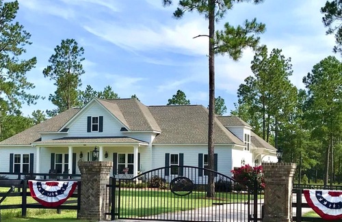 Aiken House | Horse Country Retreat Perfect for STEEPLECHASE or MASTERS or WINTER