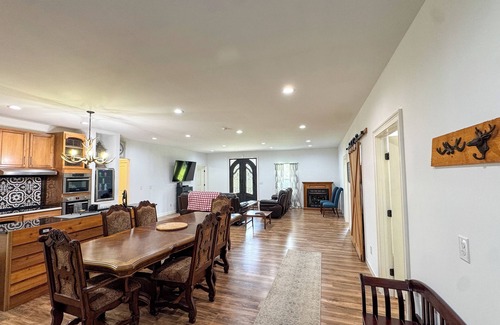 Dowelltown Other | Horse Farm, Valley Views, Hiking Trails, Peaceful Escape