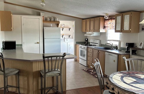 Larkspur House | Horse Ranch with 4-bedroom house in lovely Larkspur with WiFi, AC