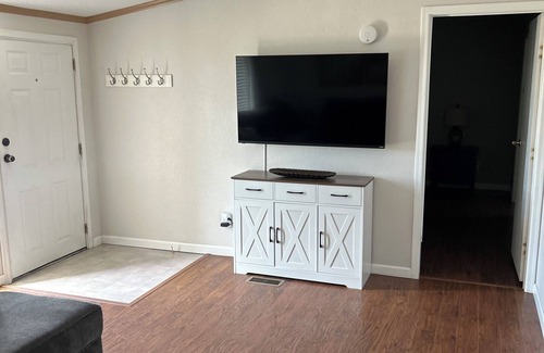 Larkspur House | Horse Ranch with 4-bedroom house in lovely Larkspur with WiFi, AC
