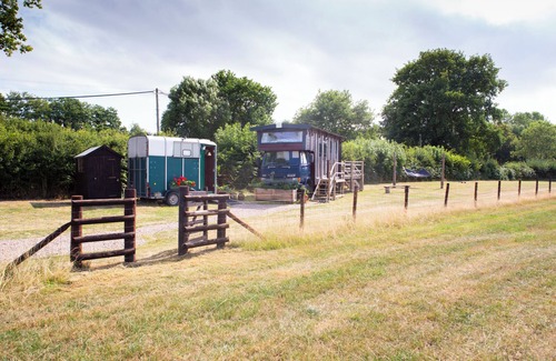 Pontesbury House | Horsebox glamping in Shropshire - Welcome to the Hay Vacay!