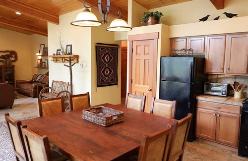 Mazama Cabin | Horseman’s Hideaway 2 bedroom cabin - dogs welcome