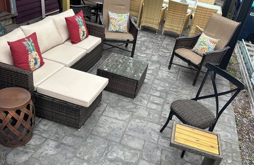 Saratoga Springs Apartment | Horseplayers Wanted!Dream house One Block to Track!