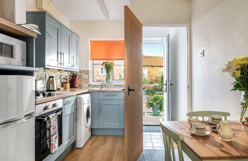 Sewerby Cottage | Horseshoe Cottage - UK43783