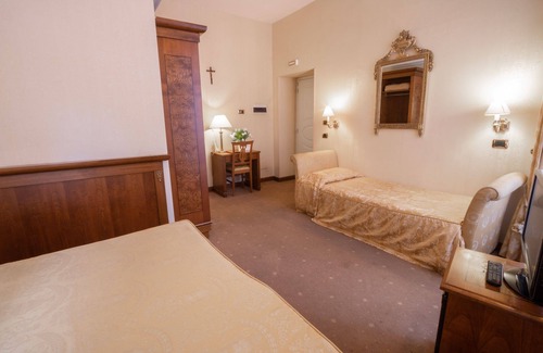 Rione XI Sant'Angelo Hotel | Hosianum Palace