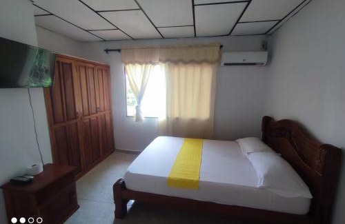Santa Cruz de Mompox Hotel | HOSPEDAJE CASA JENIFER SPA MOMPOXx