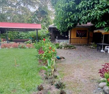 Apiay House | HOSPEDAJE FAMILAR CAMPESTRE "Villa Alondra"