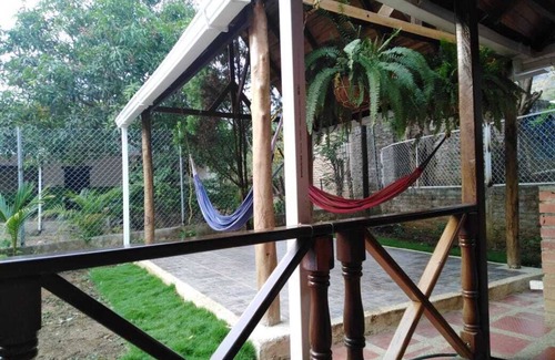 Minca House | Hospedaje Los Pinos, cabaña en Minca