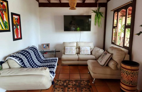Medellin Bed & Breakfast | Hospedaje Santa Elena- Medellín,antioquia,colombia