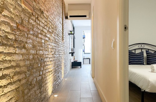 El Port Apartment | @Hostourist Bcn Fira GranVia Plaza Europa Justice