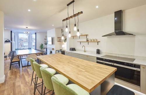 Whitby House | Host Stay Albion House