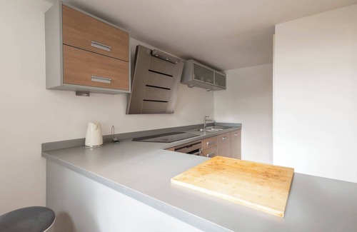 Sheffield City Centre Apartment | Host & Stay | City Hall View