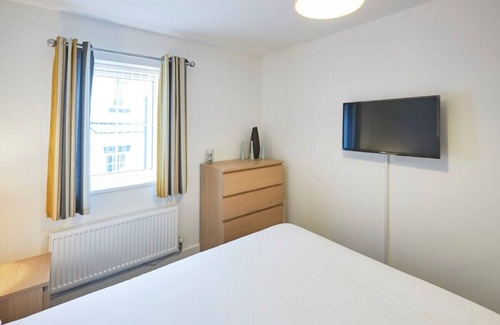 Skinningrove Apartment | Host & Stay | Cove Hideaway